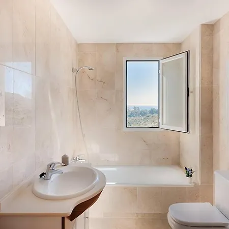 Seaview, 2 Bedroom By Casa Del Sol Hr