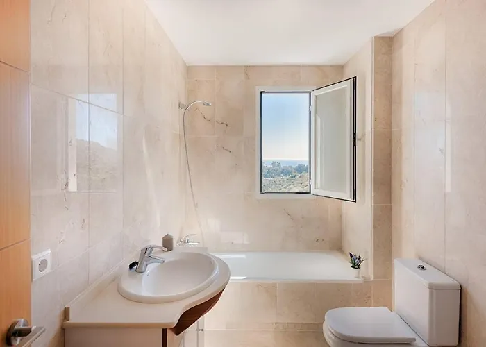 Seaview, 2 Bedroom By Casa Del Sol Hr